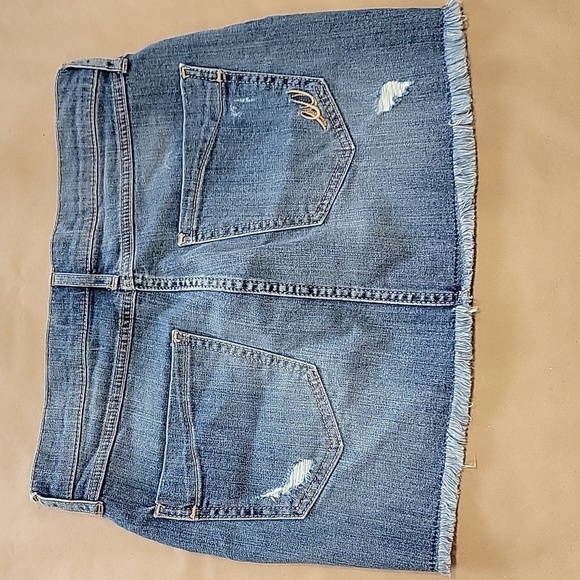 Express Size 0 Distressed Denim Mini Skirt, Excellent Used Condition - Picture 2 of 9